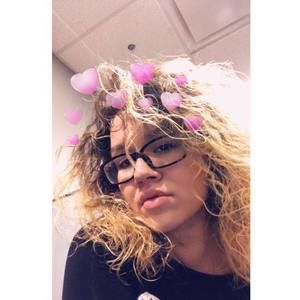 Meet your Posher, Vanessa